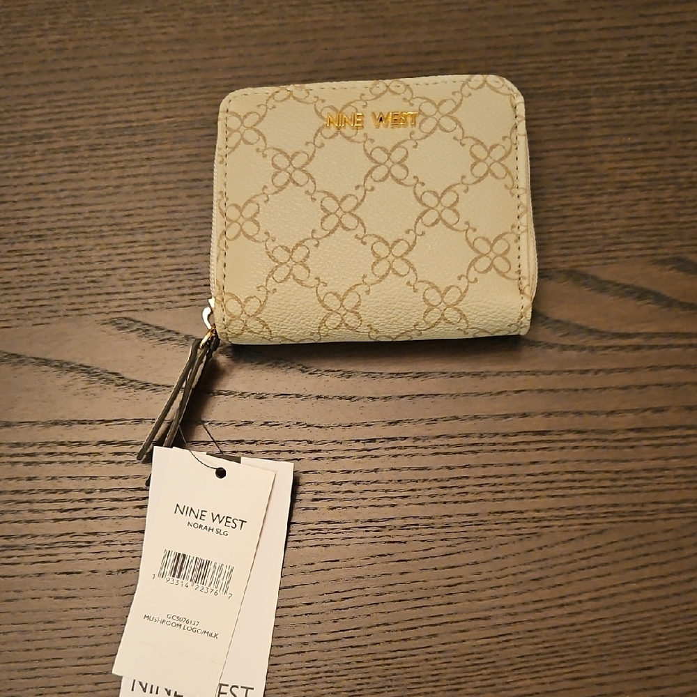 Nine West Beige Patterned Wallet